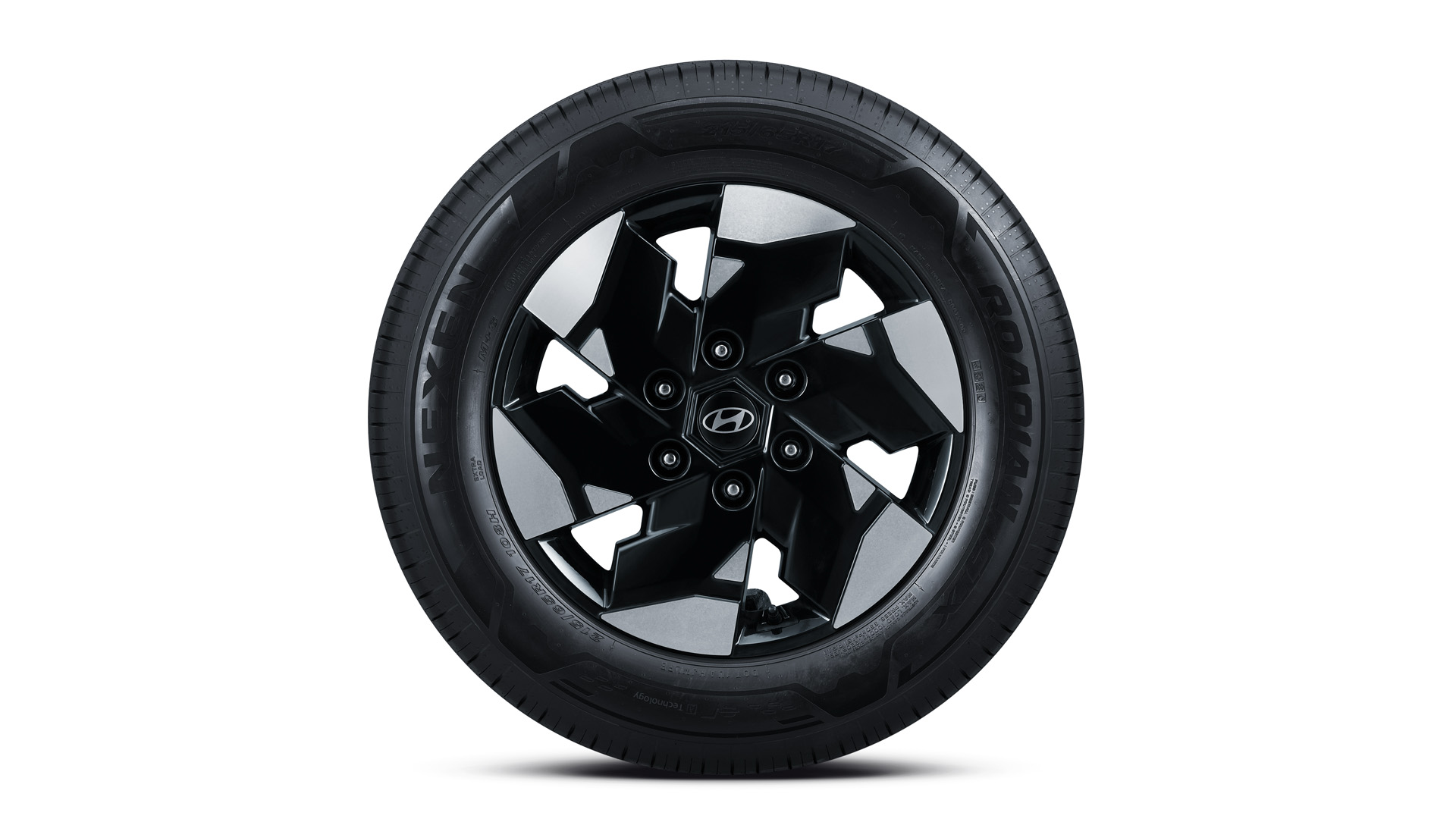	Close-up view of the 17-inch alloy wheels on Hyundai STARIA Electric Luxury.